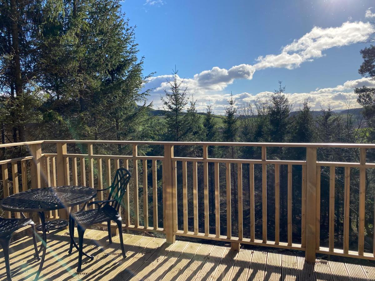 Acorn Lodge With Hot Tub Cupar Exterior photo